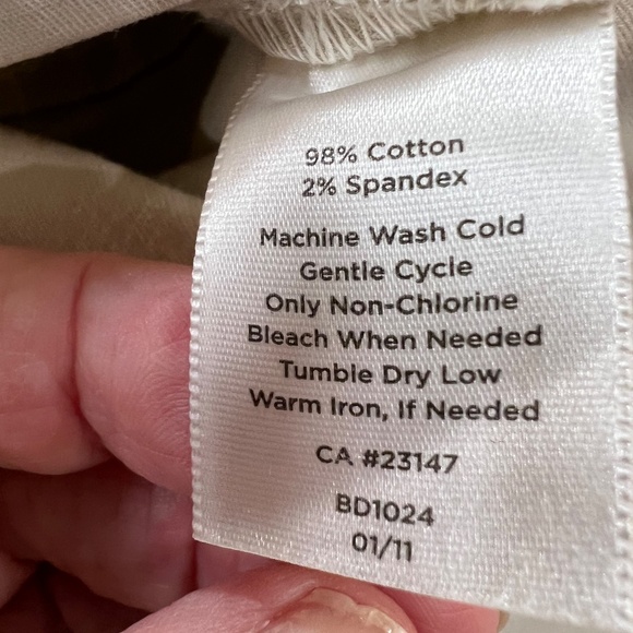 PRICE DROP!!  Talbots  Skirt with CARGO POCKETS Tan 12P - Gently LOVED - EUC - Picture 9 of 12